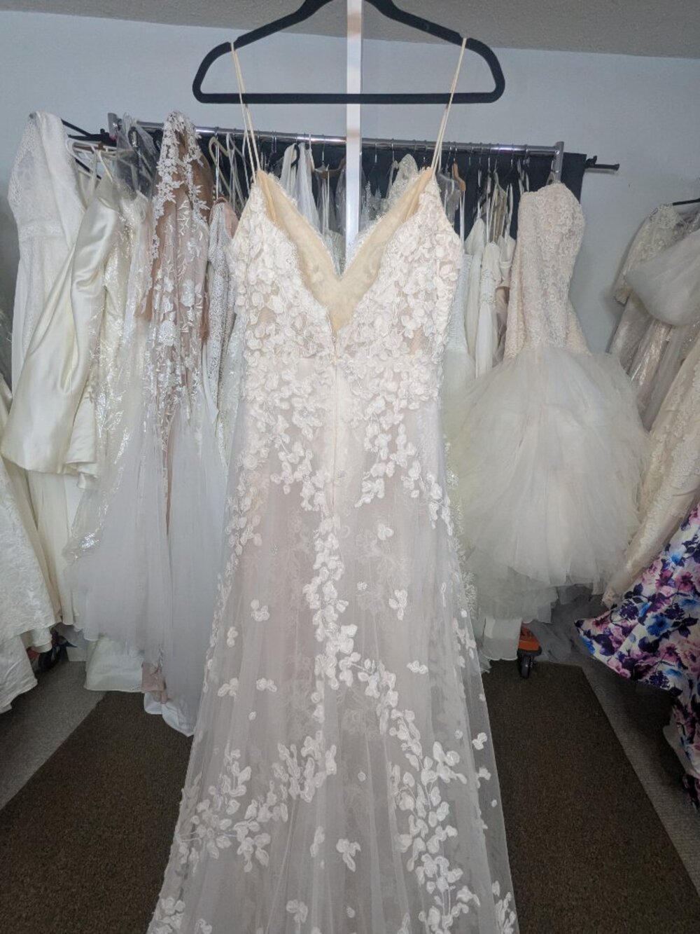 Lazaro Milena 3853 Wedding Dress – Sample Gown – Ivory – Size 12 - Picture 8 of 9